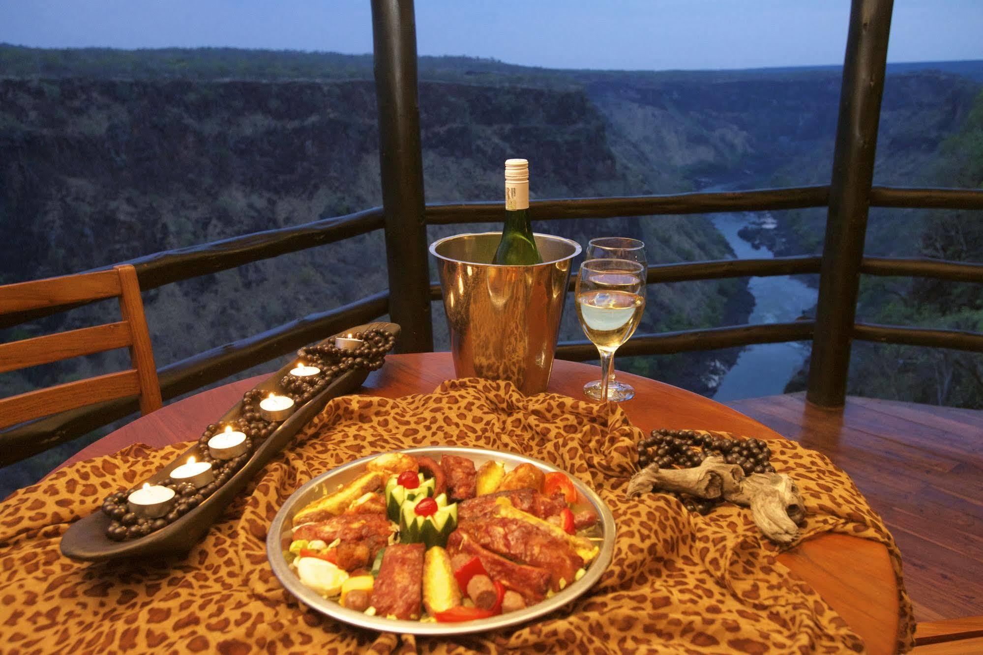 Gorges Lodge Victoria Falls Exteriör bild
