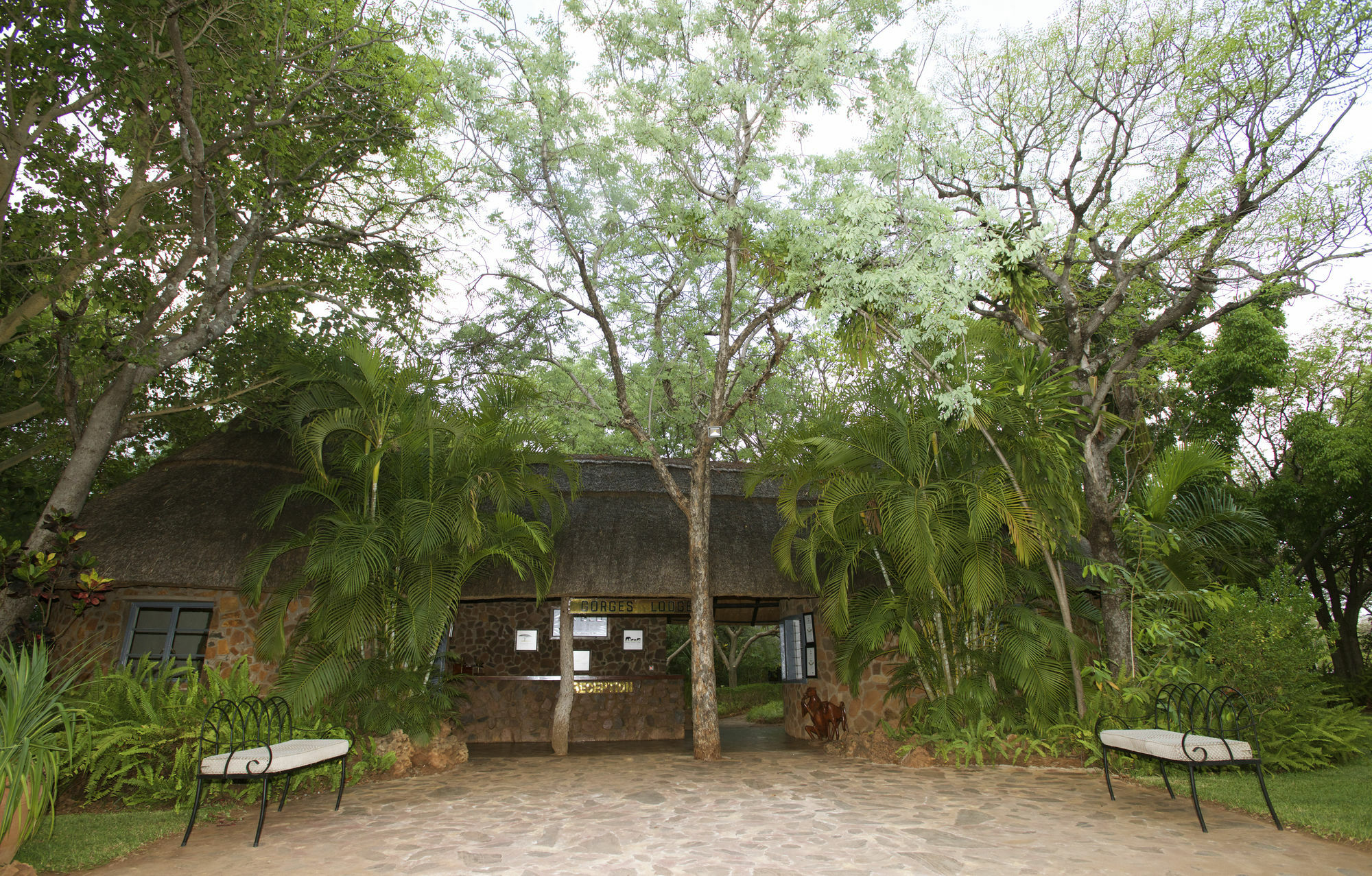 Gorges Lodge Victoria Falls Exteriör bild